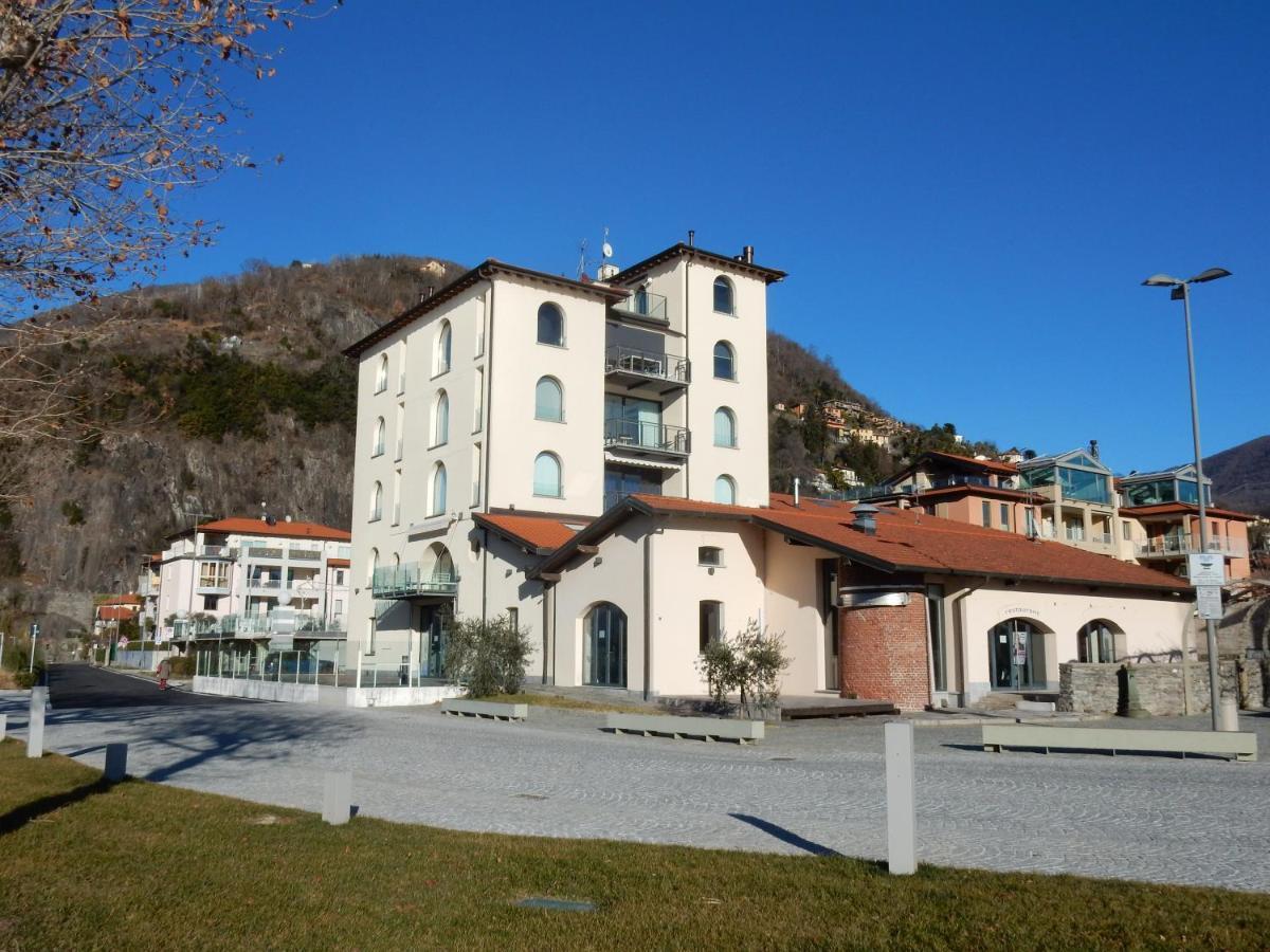Golfo Gabella Lake Resort Maccagno Bagian luar foto