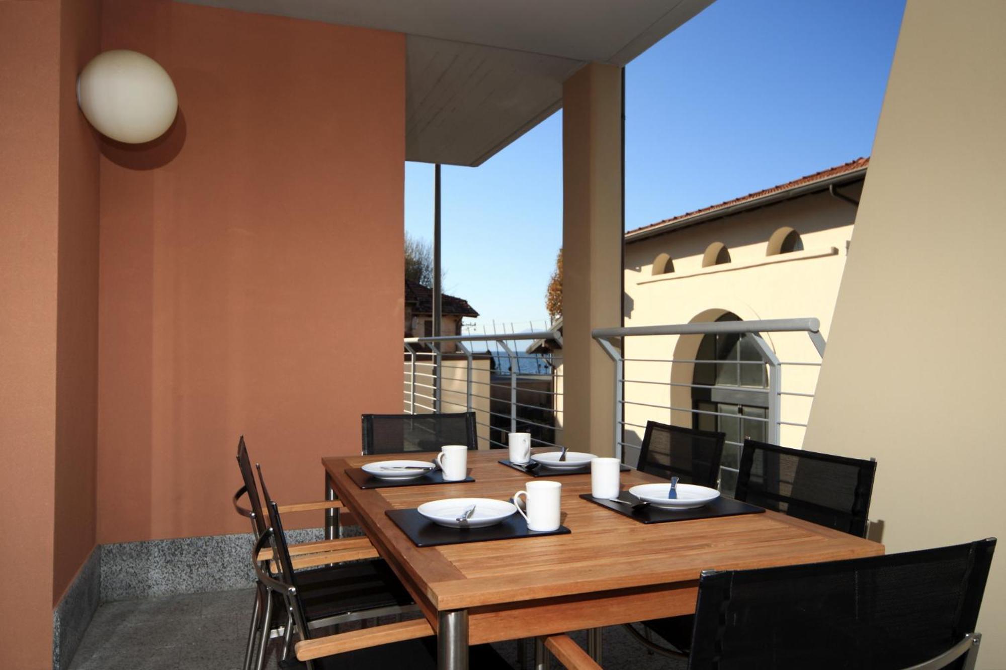 Golfo Gabella Lake Resort Maccagno Ruang foto