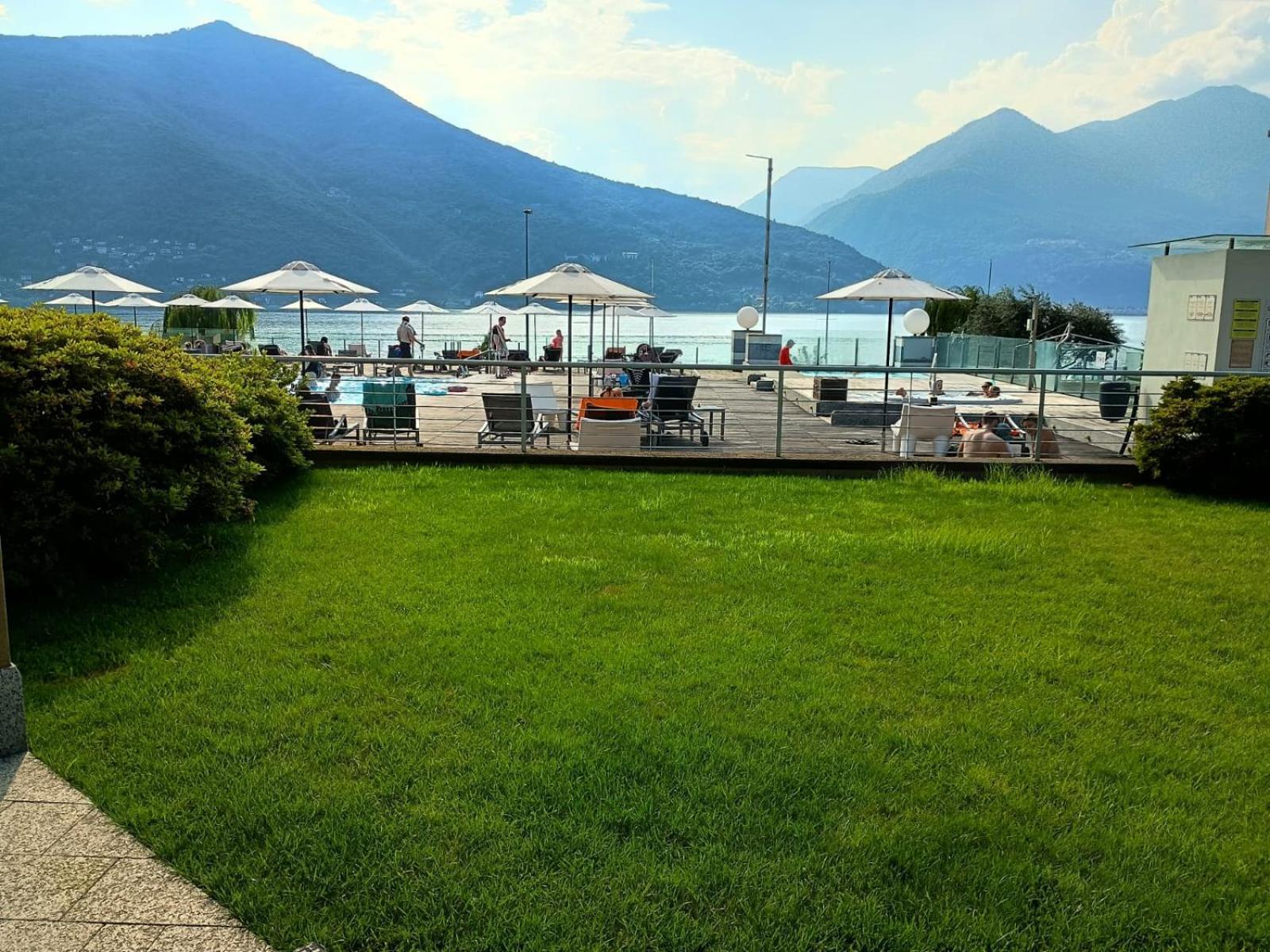 Golfo Gabella Lake Resort Maccagno Ruang foto