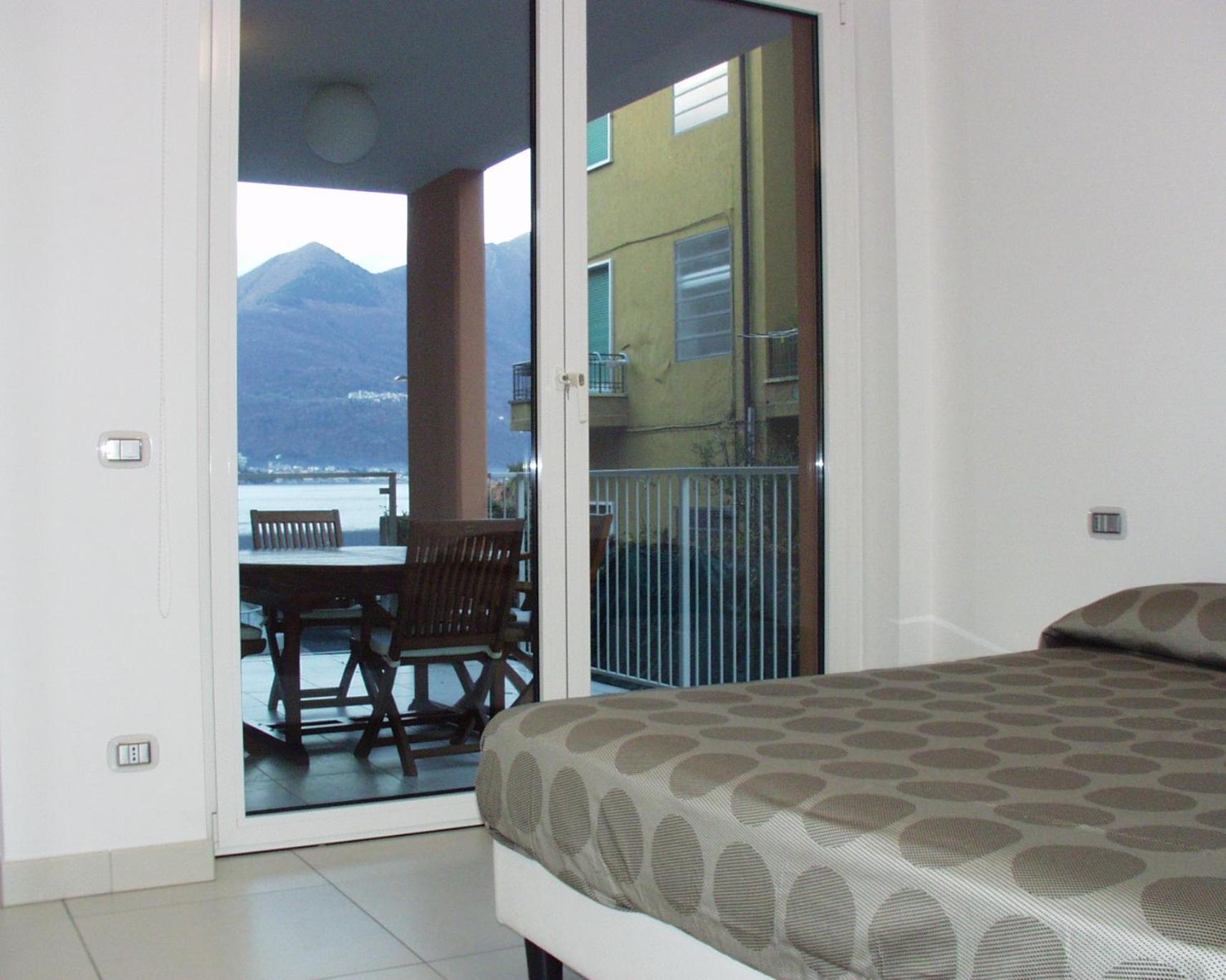 Golfo Gabella Lake Resort Maccagno Ruang foto
